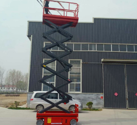 剪叉式升降車參與亞運會體育場館清潔工作